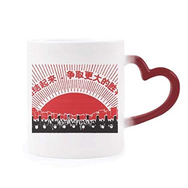 Imagem de Caneca sensível ao calor Sun Masses Chinese Red Revolution Caneca vermelha muda de cor