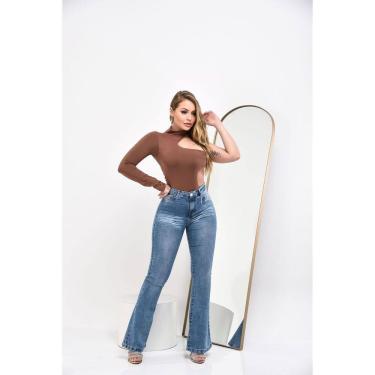 Imagem de Calça Jeans Flare com Elastano Boot Cut Feminina Cintura Alta