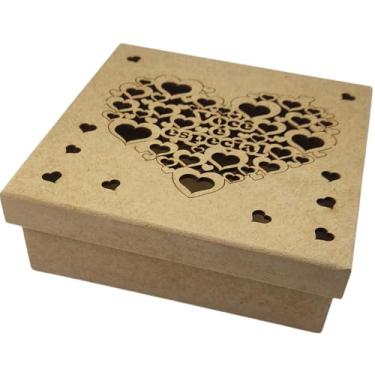 Imagem de Caixa MDF, Caixas de Presente MDF Decorativa. Expresse Seus Sentimentos Com Esta Caixa Encantadora. Tem o Tamanho Certo: Nem Grande, Nem Pequena. Ideal para Presentear com Chocolates e Mimos.