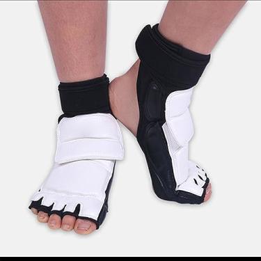 Imagem de Domary Protetor de Pés de Taekwondo, Design de Pano Elástico de Fixação Dupla, Proteção Circundante, Dedos Flexíveis, Esponja e Material PU para Crianças (L)