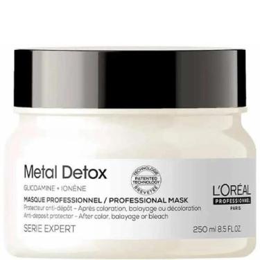 Imagem de Máscara LOréal Metal Detox 250ml nutre, fortalece, protege a cor e red