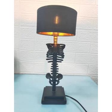 Imagem de ccsxqy Luminária de caveira gótica - luminária de mesa USB de 5 W | Decoração de esqueleto art déco de resina assustadora, luminária de chão gótica de Halloween para festa, escritório em casa, design