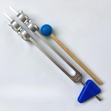 Imagem de Diapasão de liga de alumínio 64HZ diapasão 64 diapasão de som martelo triângulo silicone OOTO 4 rodas ponderação instrumentos acessórios diapasão para cura