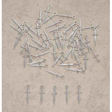 Imagem de 50 pingentes de espada de metal 2,4 x 0,7 cm pequenos pingentes vintage de adaga para mulheres, faça você mesmo, joias, colar, pulseiras, brincos, chaveiros, suprimentos (prata antiga)