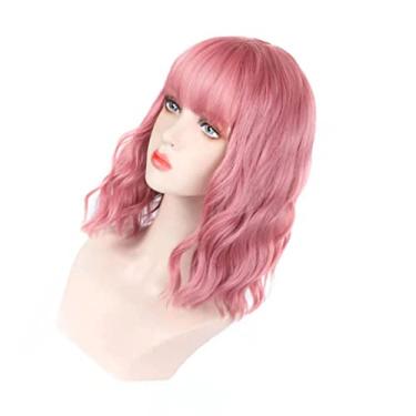 Imagem de Luqeeg Peruca Encaracolada Curta e Encaracolada Artificial Macia Com Franja para Mulheres, Peruca Falsa Respirável para Uso Diário, de Cabelo Sintético de Alta Temperatura para Festas de Natal, 1 Falsa (Rosa claro)