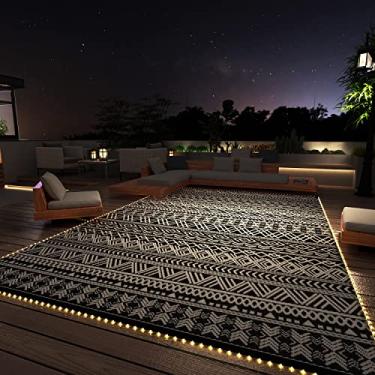 Imagem de Tapete para área externa MontVoo, de palha de plástico, 2,5 x 3 m, impermeável, reversível, portátil, com fita de LED, para decoração de terraço, varanda, acampamento, piquenique, estilo boho