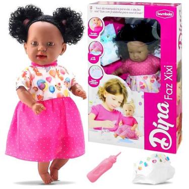 Imagem de Bebê Negra Boneca que Faz Xixi c/ Mamadeira e Fralda Bambola