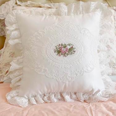 Imagem de Zinowas Fronha de cetim branca e sedosa, capa de travesseiro de renda bordada, fronhas de renda com babados, capa de almofada de sofá para cadeira de casamento, sofá, sala de estar, 45 x 45 cm