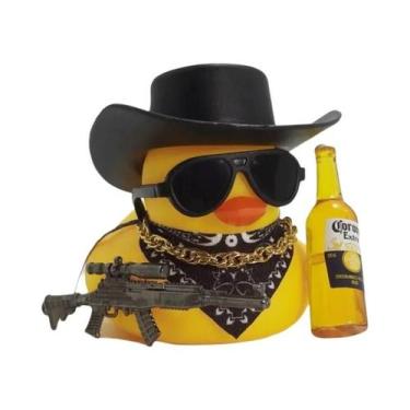 Imagem de Pato De Borracha Sortudo E Fortunado Com Chapéu De Cowboy, Cerveja E D