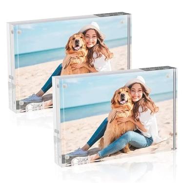 Imagem de JCNART Pacote com 2 porta-retratos de acrílico, transparente de 2 cm, bloco espesso, magnético, sem moldura, quadrado transparente para mesa de mesa, dupla face (transparente, 12 x 17)