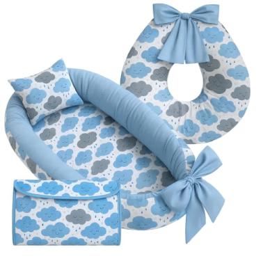 Imagem de Kit Baby Premium –Almofada de Amamentação + Ninho Redutor de Berço + Trocador Portátil Estampado (Nuvens Azul)