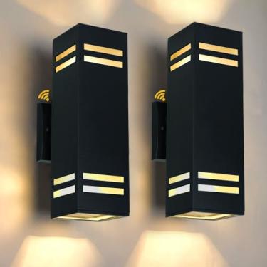 Imagem de iYogaled Luzes para cima e para baixo, luminárias de parede externas, luminária externa de alumínio do crepúsculo ao amanhecer, luminárias externas pretas modernas, luminária de varanda de montagem na