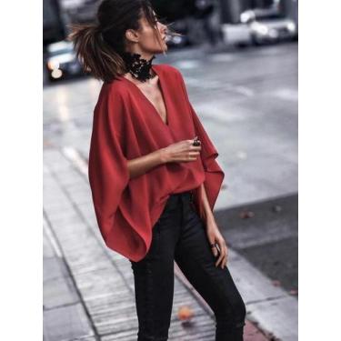 Imagem de Blusa Feminina Casual com Decote V Profundo e Manga Morcego - Soltinha