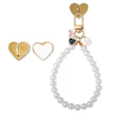 Imagem de TRXYQ Corrente com pingente de pérola inicial M Kindle para mulheres amantes de livros, pulseiras de pérolas Kindle, acessórios para chaveiros, presentes para amantes da leitura, pingentes de letra