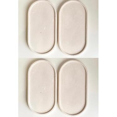 Imagem de Conjunto 2 peças Bandejas Ovais de cimento branco artesanal resistente à água. (4 Peças Branco Areia)