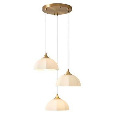 Imagem de Magiroz 3 luzes pendentes cluster lustre dourado de vidro de leite lustre de latão escovado luzes pendentes ilha cozinha ajustável pendurado sala de jantar iluminação escada latão cluster lustre MPL17