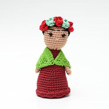 Imagem de Boneca Frida Kahlo média de xale verde em amigurumi