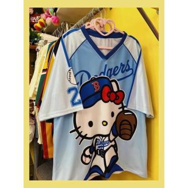 Imagem de Camiseta Unissex Hello Kitty Com Decote Em V E Manga Curta Leve E Resp