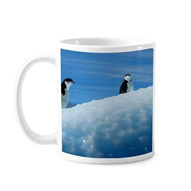 Imagem de Dois pinguins antárticos ciência natureza imagem caneca cerâmica xícara de café porcelana louça