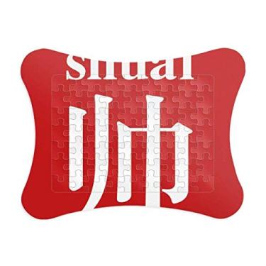 Imagem de Moldura de quebra-cabeça chinesa bonita com personagem chinês, enfeite de quebra-cabeça