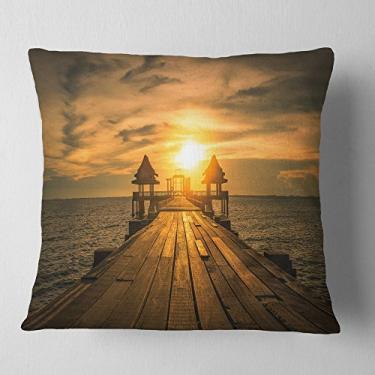 Imagem de Designart Enorme Ponte de Madeira para Cais Iluminados Cais Paisagem Marítima Sala de Estar, Sofá, Travesseiro + Capa de Almofada Impressa em ambos os lados 45,72 cm x 45,72 cm