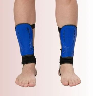 Imagem de Caneleira Profissional Adulto com Tornozeleira, Versátil para Futebol Futsal Society e Campo, Proteção Segura e Ajuste Confortável para Atletas (AZUL)