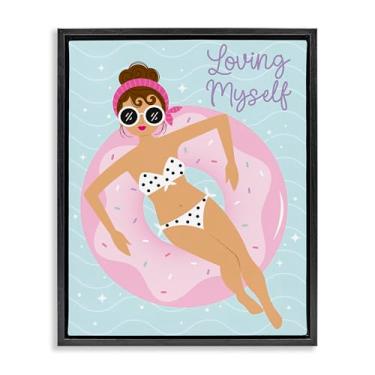 Imagem de Stupell Industries Loving Myself Girl in Pool Tela flutuante emoldurada Design de arte de parede por Ilis Avilés, moldura flutuante preta, 25 x 31