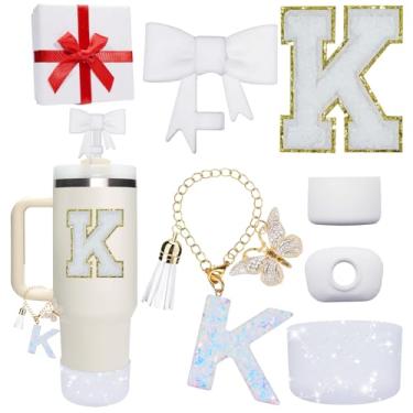 Imagem de Miglaja Acessórios brancos para Stanley Cup 850.5 g 1,134.0 g, todos os acessórios caixa de presente contêm topo de palha de flor, bota de silicone, adesivos de letras e pingentes, conjunto de tampa