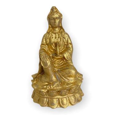 Imagem de Escultura Deusa Kuanin Dourada 7Cm Em Resina