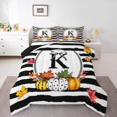 Imagem de Erosebridal Conjunto de edredom com laço alfabético preto, letra K, abóbora, folha de bordo, colheita, outono, tamanho solteiro, para crianças, adolescentes e adultos, colcha listrada geométrica