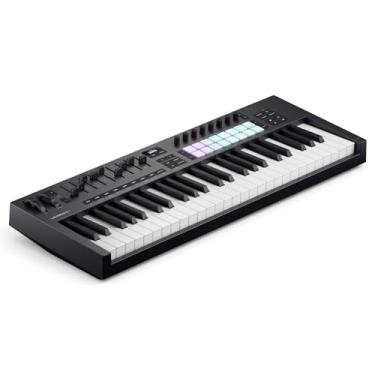 Imagem de Novation Launchkey 49 Mk4, Teclas Semipesadas, Usb, Controlador De Teclado Midi Com Integração Daw. Modos Acordes E Escalas, 8 Pads Bateria, Arpejador — Inclui Pacote Software Para Produção Musical.