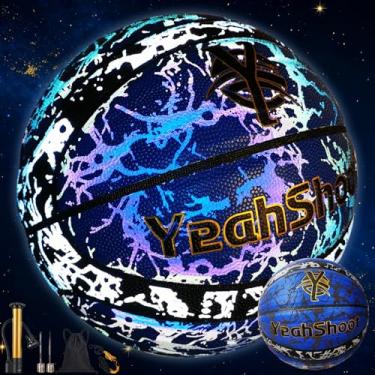 Imagem de YeahShoot Bola de basquete brilhante para meninos e jovens, bola de basquete holográfica refletiva e que brilha no escuro, durável e elegante para todas as quadras (preto e azul, tamanho 7/75 cm)