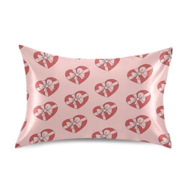 Imagem de Wassud Capa de almofada de cetim para cabelo e pele com design Heart Box Design Dia dos Namorados Capas de almofada respiráveis tamanho queen com fecho de envelope