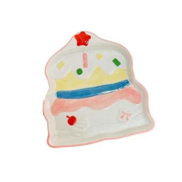 Imagem de Conjunto criativo de tigelas e colheres de cerâmica sob o vidrado pintado à mão para sobremesa para sobremesa em casa - prato de modelagem