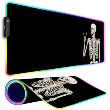 Imagem de Armanza Mouse pad para jogos RGB, grande mousepad com luz LED, teclado grande, acessórios de jogos para mesa, base de borracha antiderrapante, tapete de mouse esqueleto humano preto para jogadores, 70