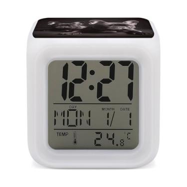 Imagem de RTFGHJS Despertador buldogue francês colorido despertador pequeno visor LED despertador digital relógio compacto relógio eletrônico para quartos cabeceira mesa prateleira tamanho único