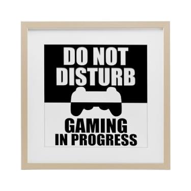 Imagem de Stupell Industries Do Not Disturb Minimal Gamer Birch Impressão Emoldurada sob Vidro, design por Kim Allen, 13 x 13