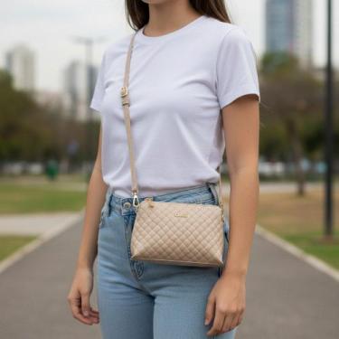 Imagem de Bolsa Feminina Classe Couro Tramado Creme Transversal Elegante em Cour