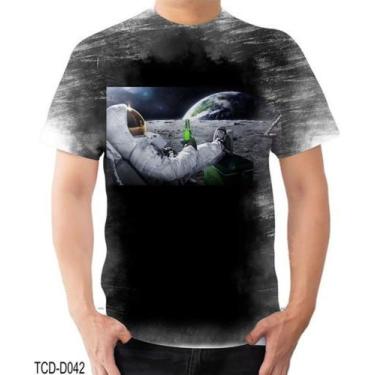Imagem de Camiseta Camisa Astronauta Lua Cerveja Terra Espaço - Estilo Vizu