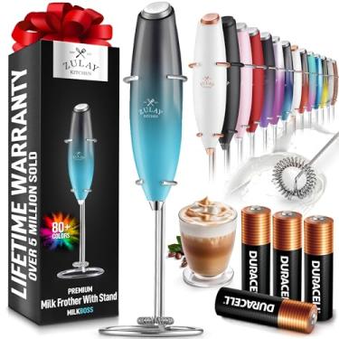 Imagem de Zulay Kitchen Zulay Powerful Milk Frother Handheld Foam Maker Para Lattes - Batedor De Bebidas Para Café, Mini Espumador Para Cappuccino, Frappe, Matcha, Chocolate Quente Por Milk Boss - Marine