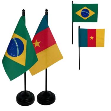 Imagem de Kit Bandeiras de Mesa Brasil e Camarões, Base e Haste em Plástico Preto, Tecido Oxford, Uma Face