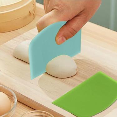 Imagem de 2 peças de raspador de massa de plástico flexível, ferramentas antiderrapantes de escultura e modelagem (verde e azul)