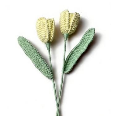 Imagem de LTGICH Tulipas de crochê, flores artificiais, acabamento feito à mão, tulipas tricotadas com folha e haste longa para decoração de centros de casa, dia dos namorados, aniversário de casamento (amarelo