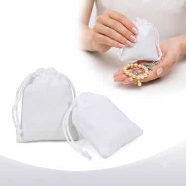 Imagem de Saquinho Premium de Veludo Branco com Cordão 9x7cm Organizador Embalag