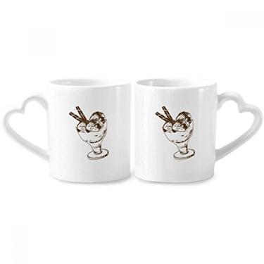 Imagem de Conjunto de canecas de porcelana para casais com barra de chocolate marrom com alça de coração