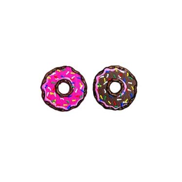 Imagem de TH Conjunto de 2 minúsculos. Mini donut de morango, chocolate, donut, doces, sobremesa, desenho animado, logotipo, 1 adesivo, costurado, ferro costurado, aplique bordado, crachá, emblema