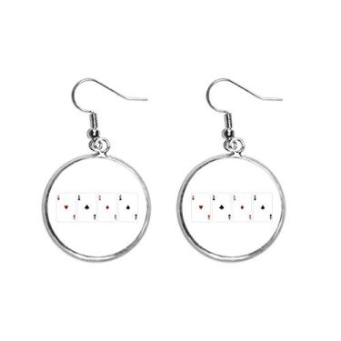 Imagem de Brinco de prata com estampa de taco de diamante em formato de coração com pingente de orelha