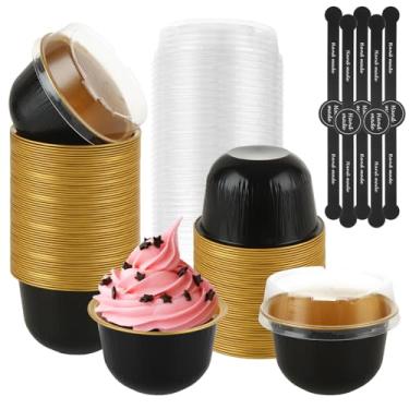 Imagem de LDHHYH Pacote com 100 ramequins descartáveis de 170 g com tampas, copos de alumínio para assar com adesivos, mini copos redondos de cupcake, ramequins de folha de alumínio para festa, aniversário