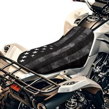 Imagem de Qpednta Capa de assento de quadriciclo com bandeira americana preta à prova d'água, antiderrapante, 4 rodas, acessórios universais para quadriciclos compatíveis com Polaris Sportsman Polaris Scrambler