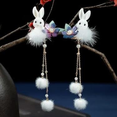 Imagem de Grampos de cabelo de coelho de pelúcia fofos de desenho animado para mulheres presilhas de bola de pelúcia doce borla grampos de cabelo clipe presentes acessório de cabeça